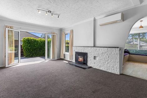 Photo of property in 14 Solway Avenue, Ilam, Christchurch, 8041