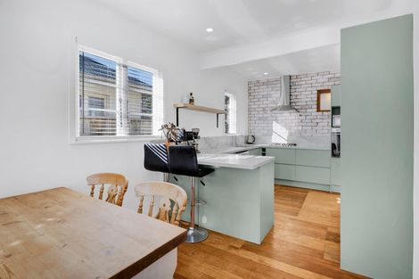 Photo of property in 67 Doralto Road, Frankleigh Park, New Plymouth, 4310