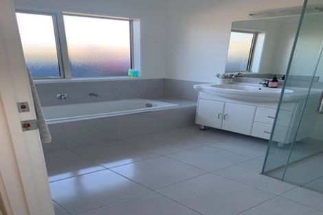 Photo of property in 200 Keyes Road, New Brighton, Christchurch, 8083