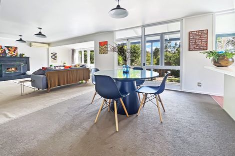 Photo of property in 9 Brownie Road, Laingholm, Auckland, 0604