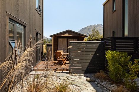 Photo of property in 26 Soudley Court, Jacks Point, Queenstown, 9371