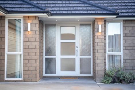 Photo of property in 15 Chalgrove Road, Huntington, Hamilton, 3210