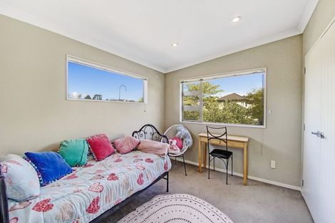 Photo of property in 113 Aberley Road, Schnapper Rock, Auckland, 0632