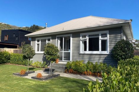 Photo of property in 18 Bowenvale Avenue, Cashmere, Christchurch, 8022