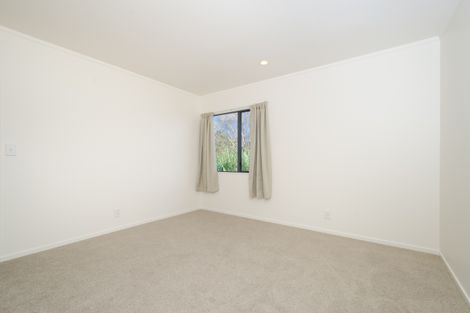 Photo of property in 4 Kora Avenue, Ranui, Auckland, 0612