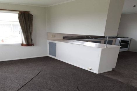 Photo of property in 34 Titoki Street, Castlecliff, Whanganui, 4501