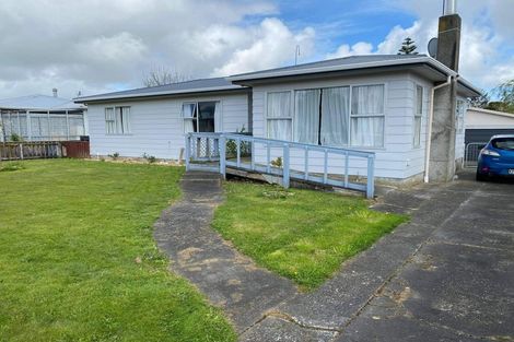 Photo of property in 11 Heather Street, Levin, 5510