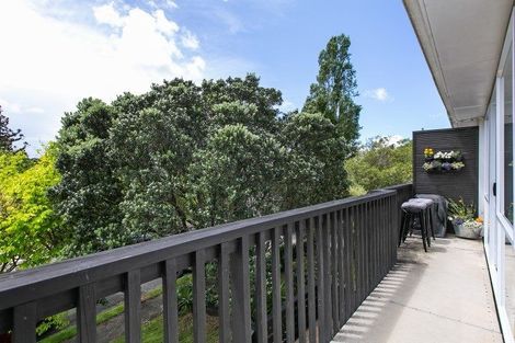 Photo of property in 1/1 Cruickshank Crescent, Meadowbank, Auckland, 1072