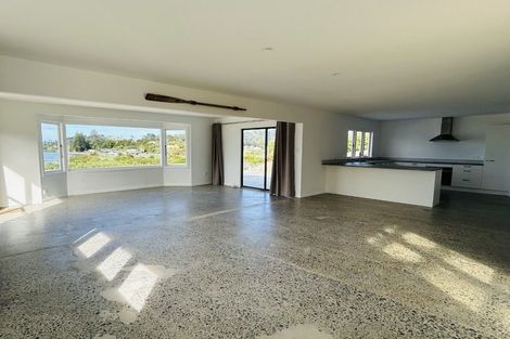 Photo of property in 12 Moana Road, Tinopai, Matakohe, 0593