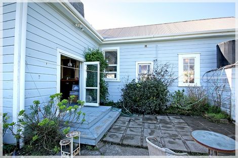 Photo of property in 11 Ravensworth Place, Foxton, 4814