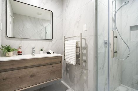 Photo of property in 95d Kervil Avenue, Te Atatu Peninsula, Auckland, 0610