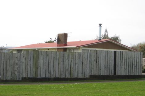 Photo of property in 20 Harris Street, Waitara, 4320