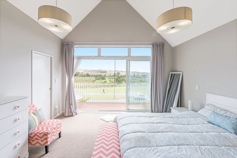 Photo of property in 255 Millwater Parkway, Silverdale, 0932