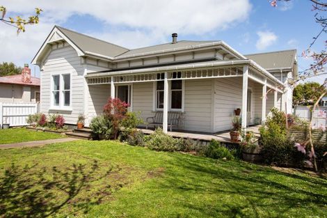 Photo of property in 8 York Street, Dannevirke, 4930