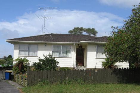 Photo of property in 4 Karo Place, Glendene, Auckland, 0602
