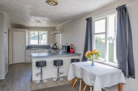 Photo of property in 18 Shamrock Street, Levin, 5510