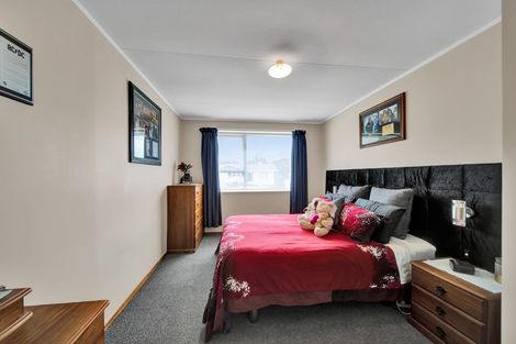 Photo of property in 19 Grenville Street, Marfell, New Plymouth, 4310