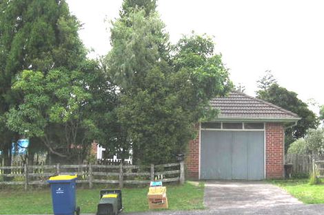 Photo of property in 22 Ranui Avenue, Ranui, Auckland, 0612