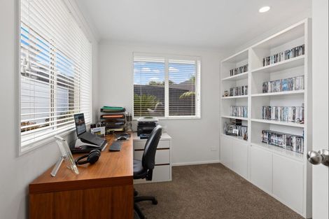 Photo of property in 29 The Ritz, Orewa, 0931