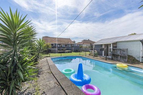 Photo of property in 21 Strange Street, Waitara, 4320