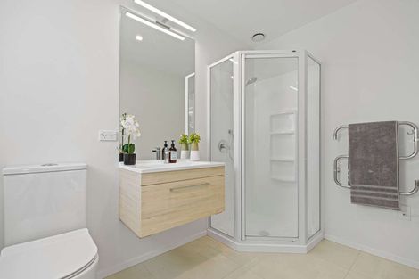 Photo of property in 8 Te Rehutai Rise, Welcome Bay, 3112