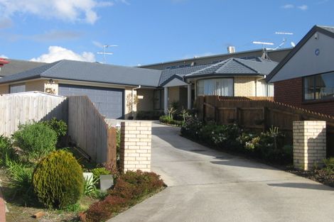 Photo of property in 10 Annamoe Place, East Tamaki, Auckland, 2013