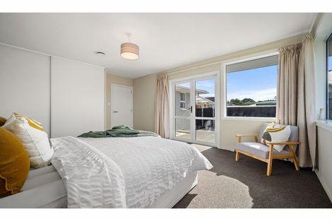 Photo of property in 90 Hargood Street, Woolston, Christchurch, 8062