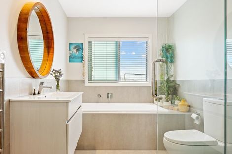 Photo of property in 78 Solan Drive, Waimauku, 0812