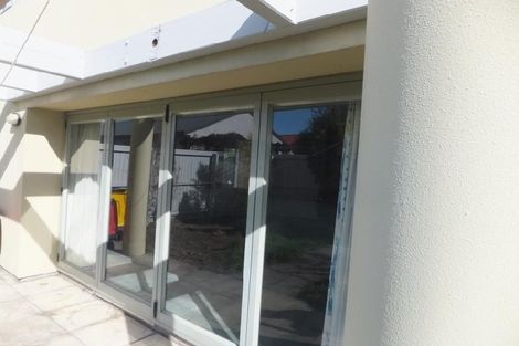 Photo of property in 1/19 Hills Road, Edgeware, Christchurch, 8013