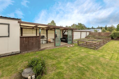 Photo of property in 23 Cross Street, Coalgate, 7673