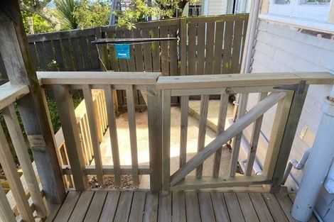 Photo of property in 55 Overtoun Terrace, Hataitai, Wellington, 6021