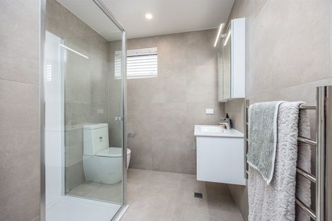 Photo of property in 4d Treasury Place, Onehunga, Auckland, 1061