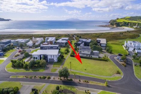 Photo of property in 1 Paua Lane, Omaha, 0986