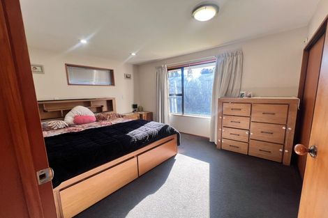Photo of property in 1/8 Campion Place, Halswell, Christchurch, 8025