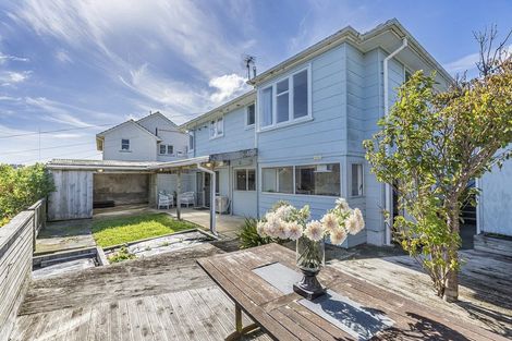 Photo of property in 13 Downes Street, Titahi Bay, Porirua, 5022