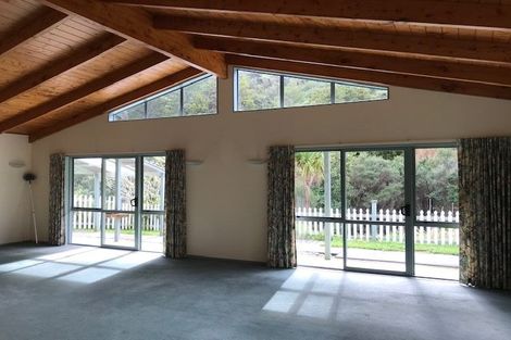 Photo of property in 94 Saleyards Road, Puhoi, Warkworth, 0994