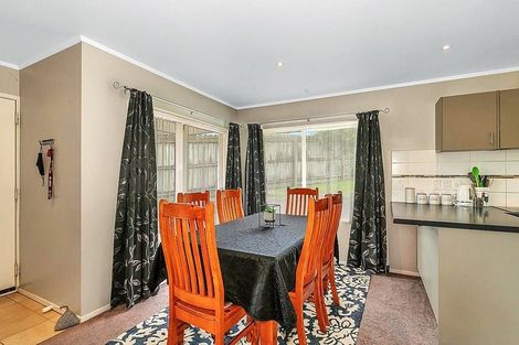 Photo of property in 3 Bernina Place, Weymouth, Auckland, 2103