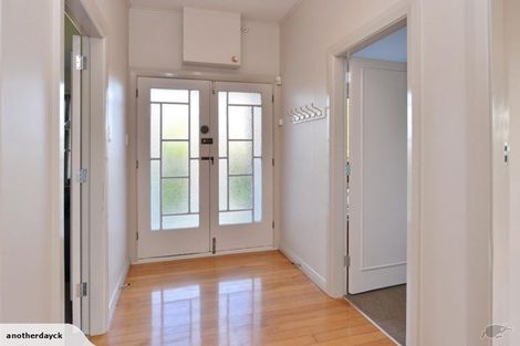 Photo of property in 1/56 Collins Street, Addington, Christchurch, 8024