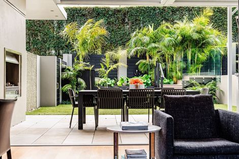 Photo of property in 46a Bassett Road, Remuera, Auckland, 1050