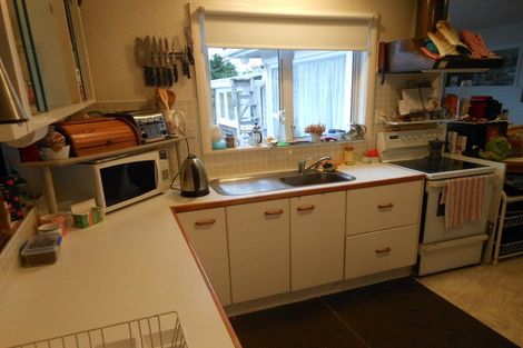 Photo of property in 21 Olivia Crescent, Tawa, Wellington, 5028