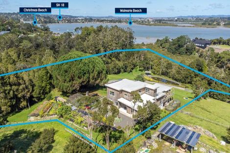 Photo of property in 42 Merewhira Road, Paremoremo, Albany, 0793