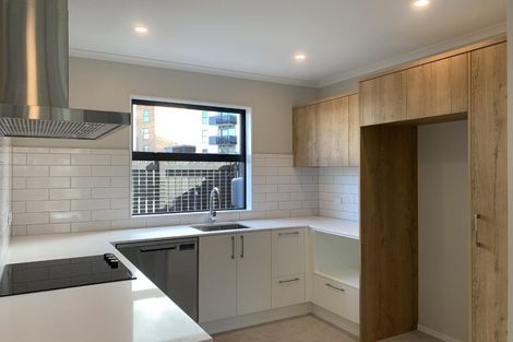 Photo of property in 5 Te Rito Road, Hobsonville, Auckland, 0616