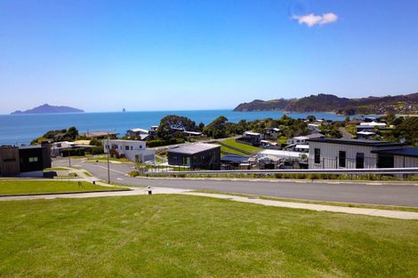 Photo of property in 14 Blue Moon Rise, Langs Beach, 0582