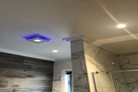 Photo of property in 5 Michael Richard Place, East Tamaki Heights, Auckland, 2016