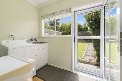 Photo of property in 69 Hastings Road, Mairangi Bay, Auckland, 0630