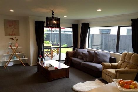 Photo of property in 12 Weruweru Street, Marshland, Christchurch, 8083