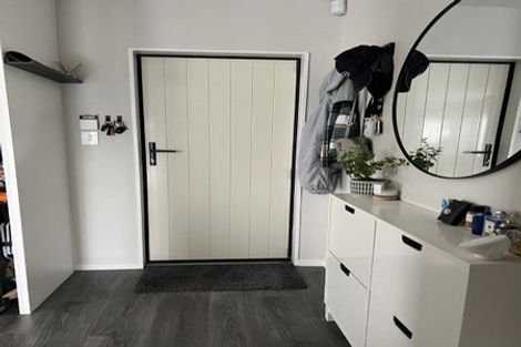 Photo of property in 11 Lumbarda Drive, Kumeu, 0810