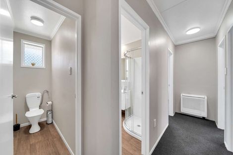 Photo of property in 1 Oxford Street, Holmes Hill, Oamaru, 9401