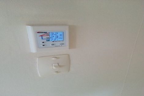 Photo of property in 4 Kerrydale Road, Manurewa, Auckland, 2102