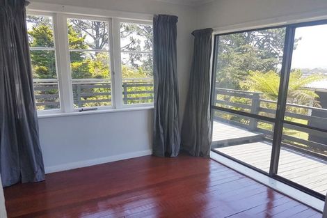 Photo of property in 213 Titirangi Road, Titirangi, Auckland, 0604